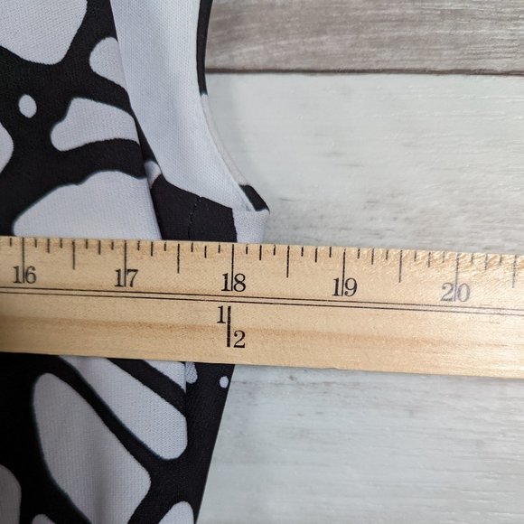 Muse*Women's Sleeveless 3/4 Zipper Back Abstract Neckline Midi Dress~ Size 14 - Picture 9 of 11